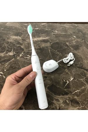 Электрическая зубная щетка Philips Sonicare HX2422/01 White