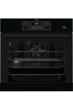 Духовой шкаф AEG BEB 351111B с функцией пара SteamBake 6000 черный